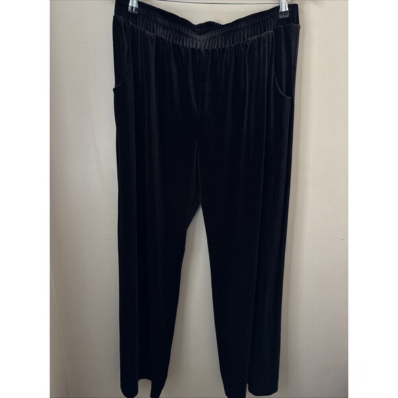 Pants - Cal Style Women’s Large Black Velvet Sweatpants